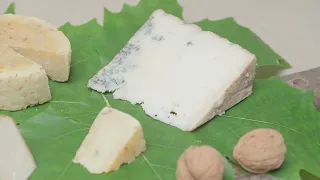 milyunquesos Mil y un quesos (versión corta)
